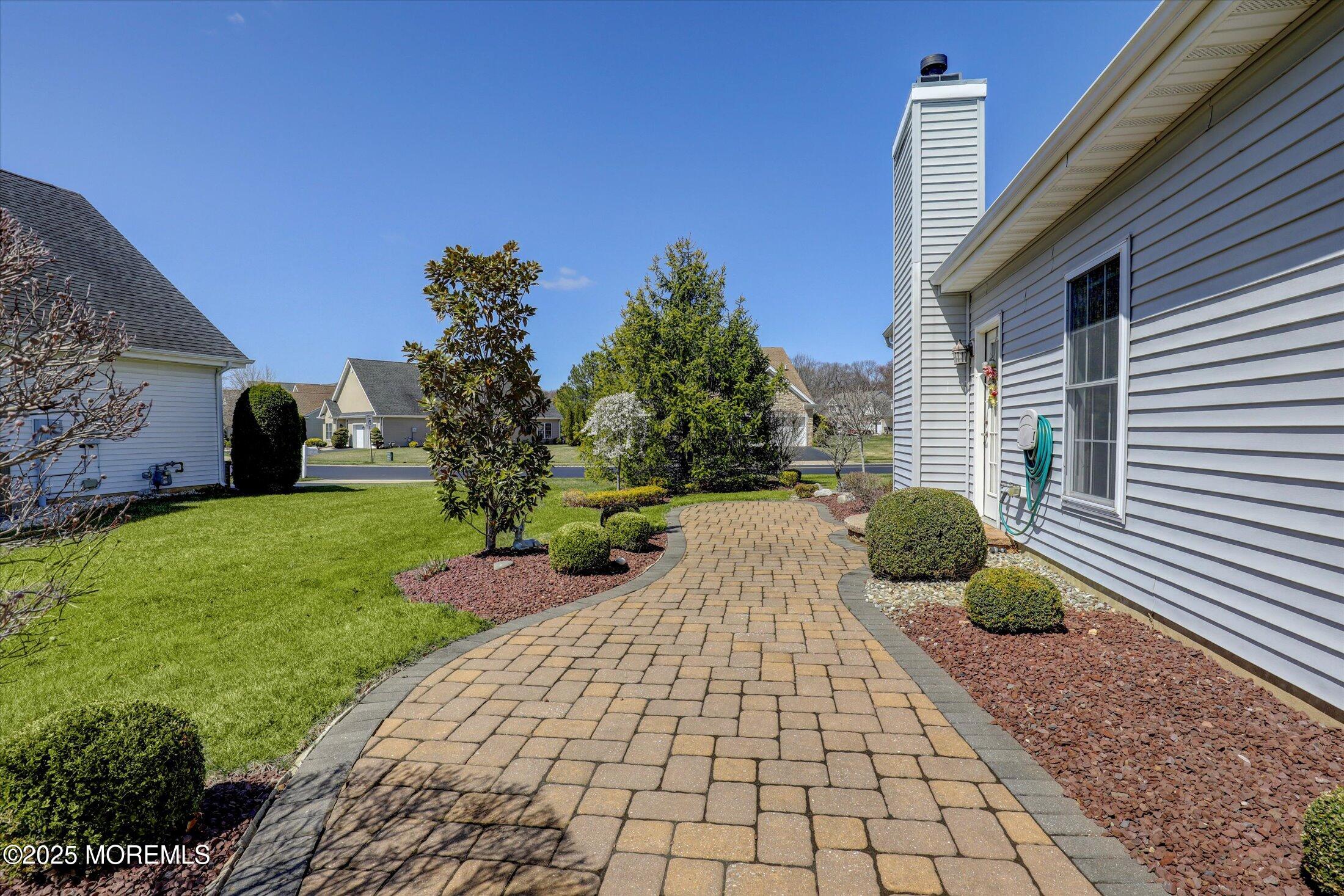 46 Yates Road Manalapan, NJ 07726 - Photo 35 of 50 38-Patio