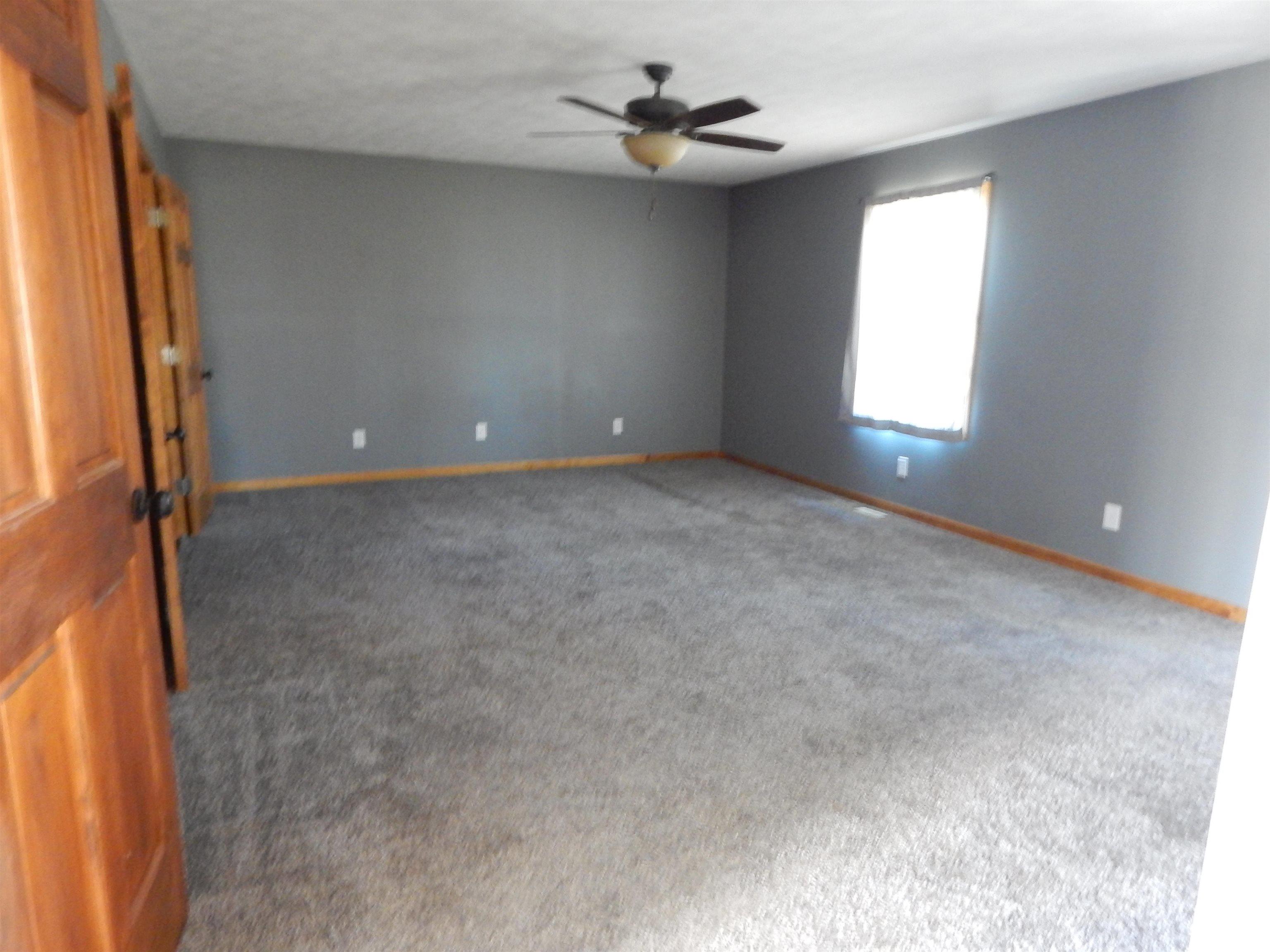 198 Guthrie Road Bedford, IN 47421 - Photo 15 of 30 Gallery Image 15