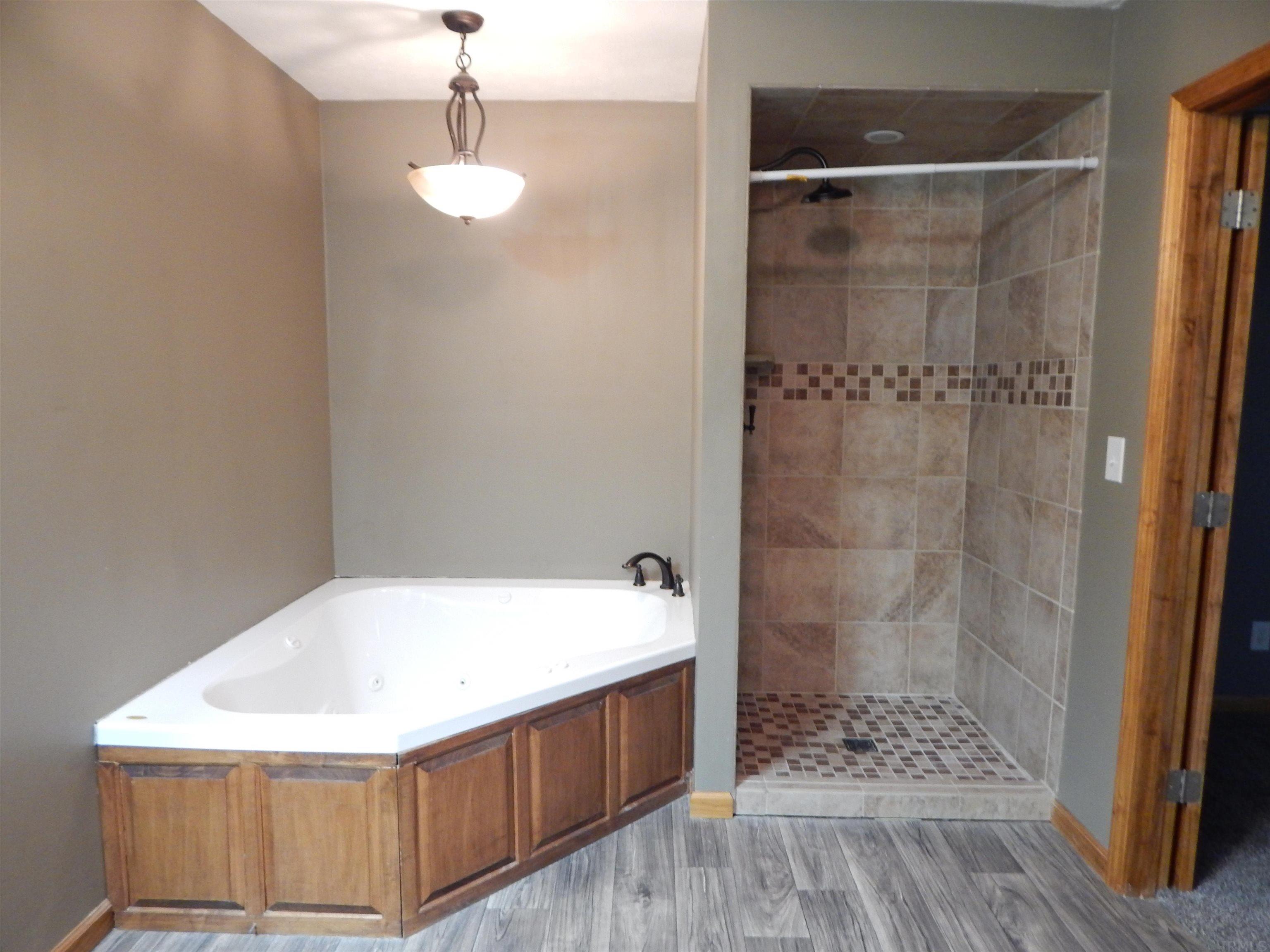 198 Guthrie Road Bedford, IN 47421 - Photo 18 of 30 Gallery Image 18