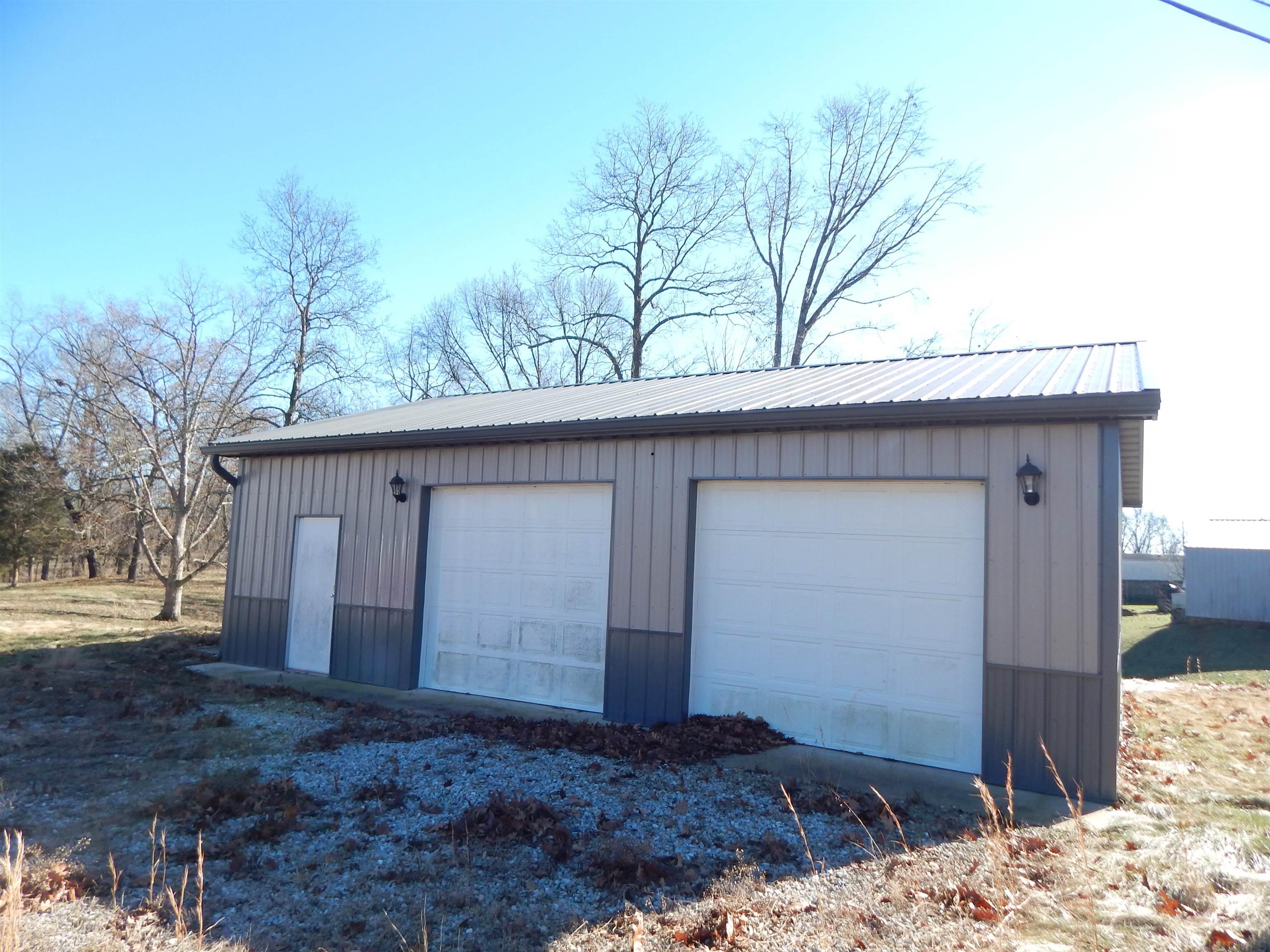 198 Guthrie Road Bedford, IN 47421 - Photo 29 of 30 Gallery Image 29