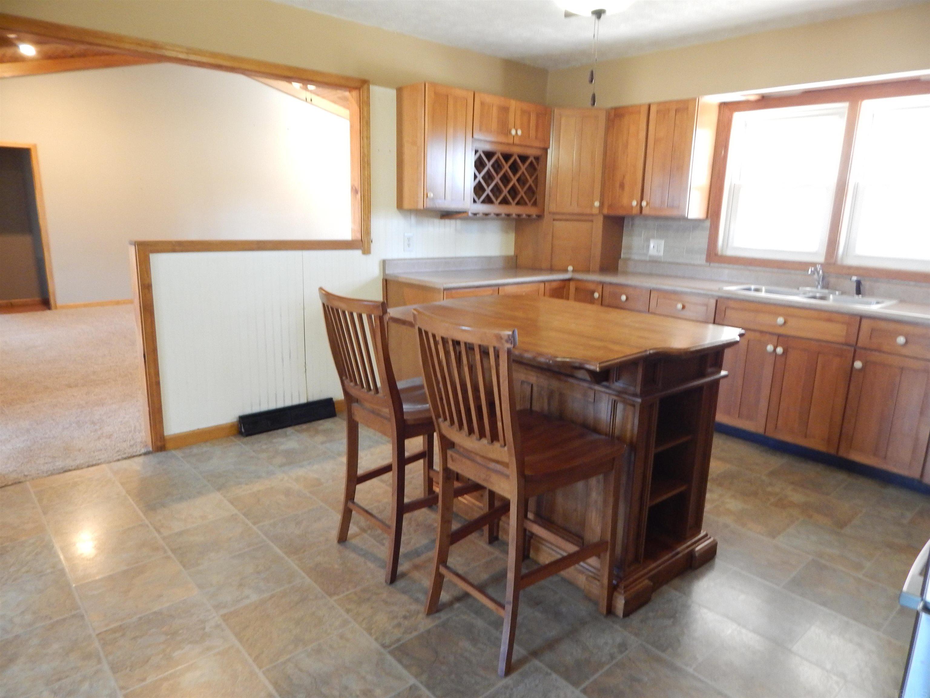 198 Guthrie Road Bedford, IN 47421 - Photo 6 of 30 Gallery Image 6