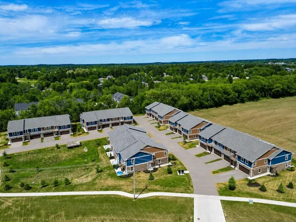 $7,500,000 | 1324-1368 South Main Street, Lake Mills, WI 53551