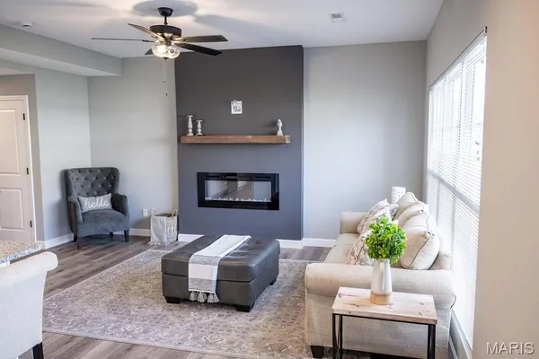 $2,100 | 101 Copper Oaks Court, Unit C, Mascoutah, IL 62258