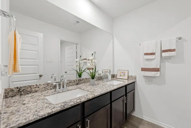 $290,000 | 14427 Sunny Bend Way, Conroe, TX 77303