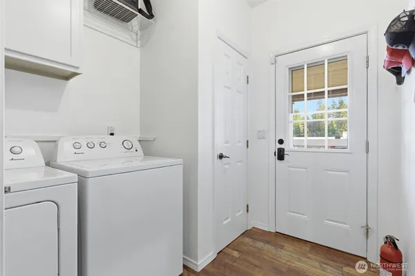 a view of utility room with washer and dryer