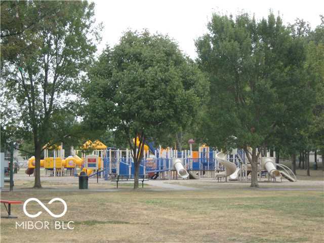 7300 Pymbroke Circle Fishers, IN 46038 - Photo 44 of 49