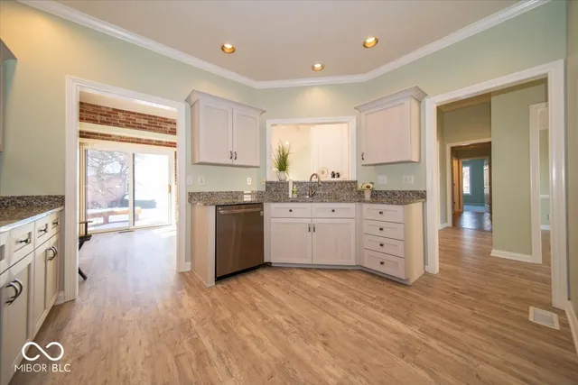 $465,000 | 7300 Pymbroke Circle, Fishers, IN 46038