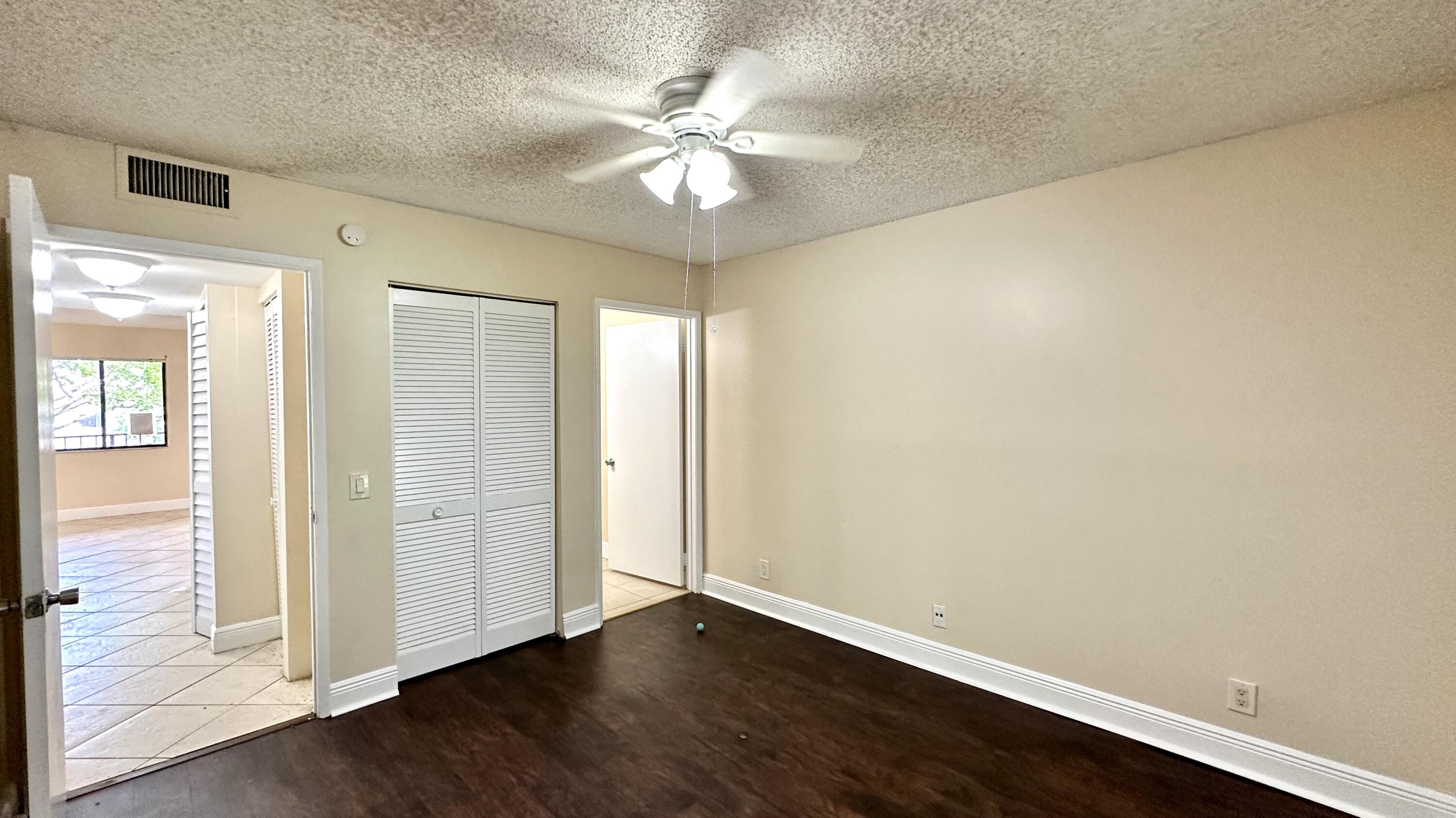 515 Meadows Circle Boynton Beach, FL 33436 - Photo 15 of 23 IMG_2377