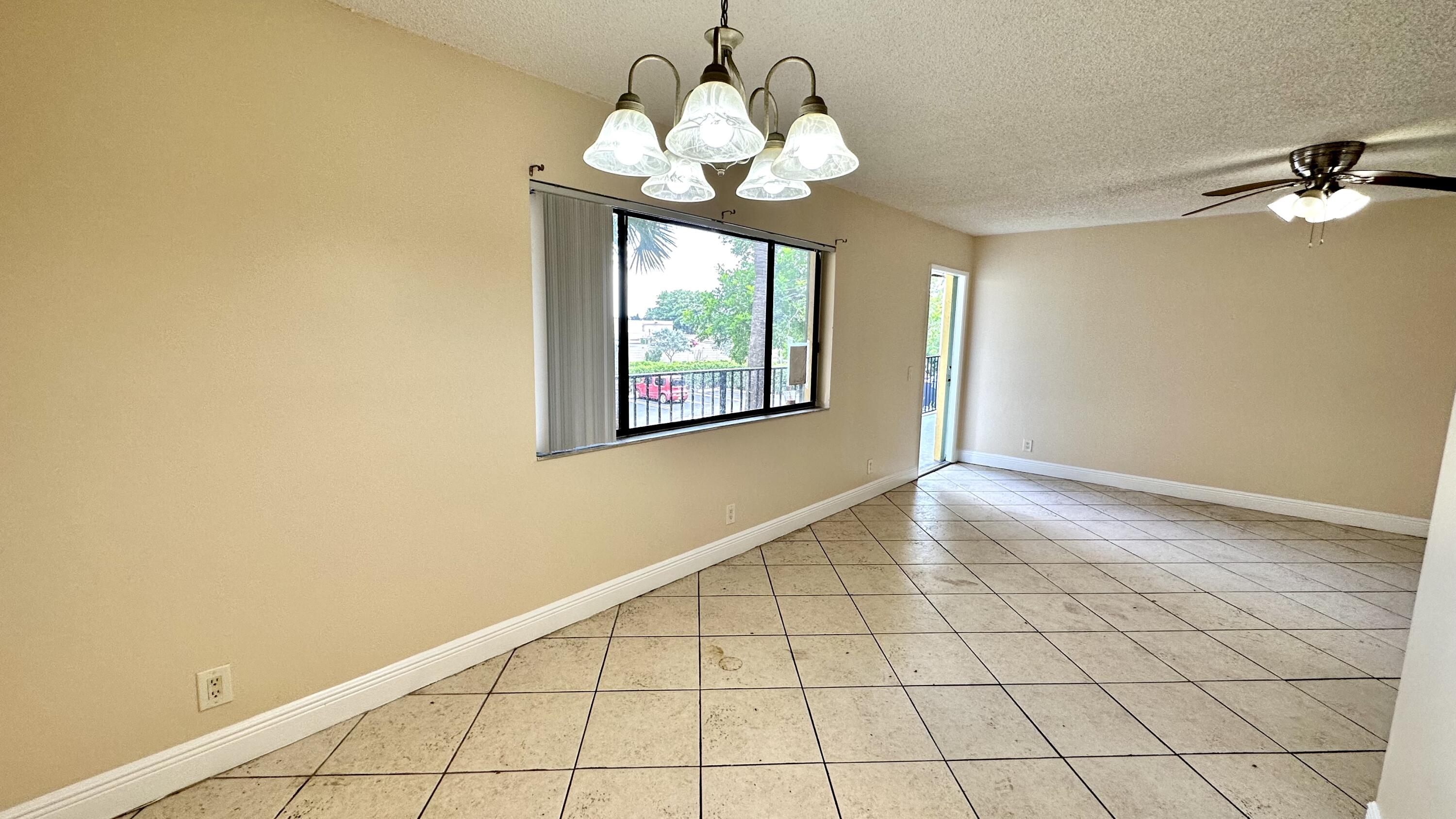 515 Meadows Circle Boynton Beach, FL 33436 - Photo 18 of 23 IMG_2366