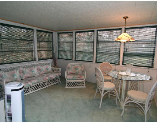 69 Aldrich Road Wakefield, MA 01880 - Photo 10 of 11 Gallery Image 10