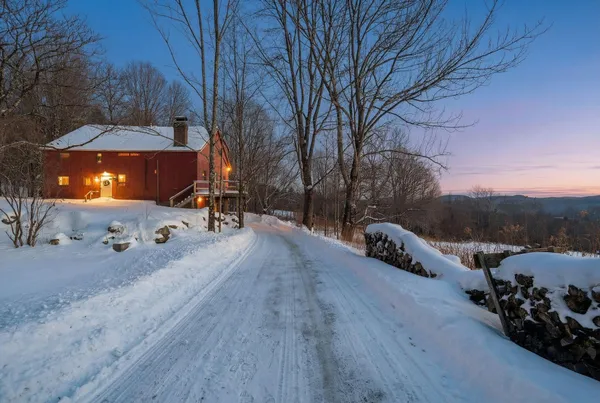 $1,300,000 | 882 Mitchell Road, Shrewsbury, VT 05738