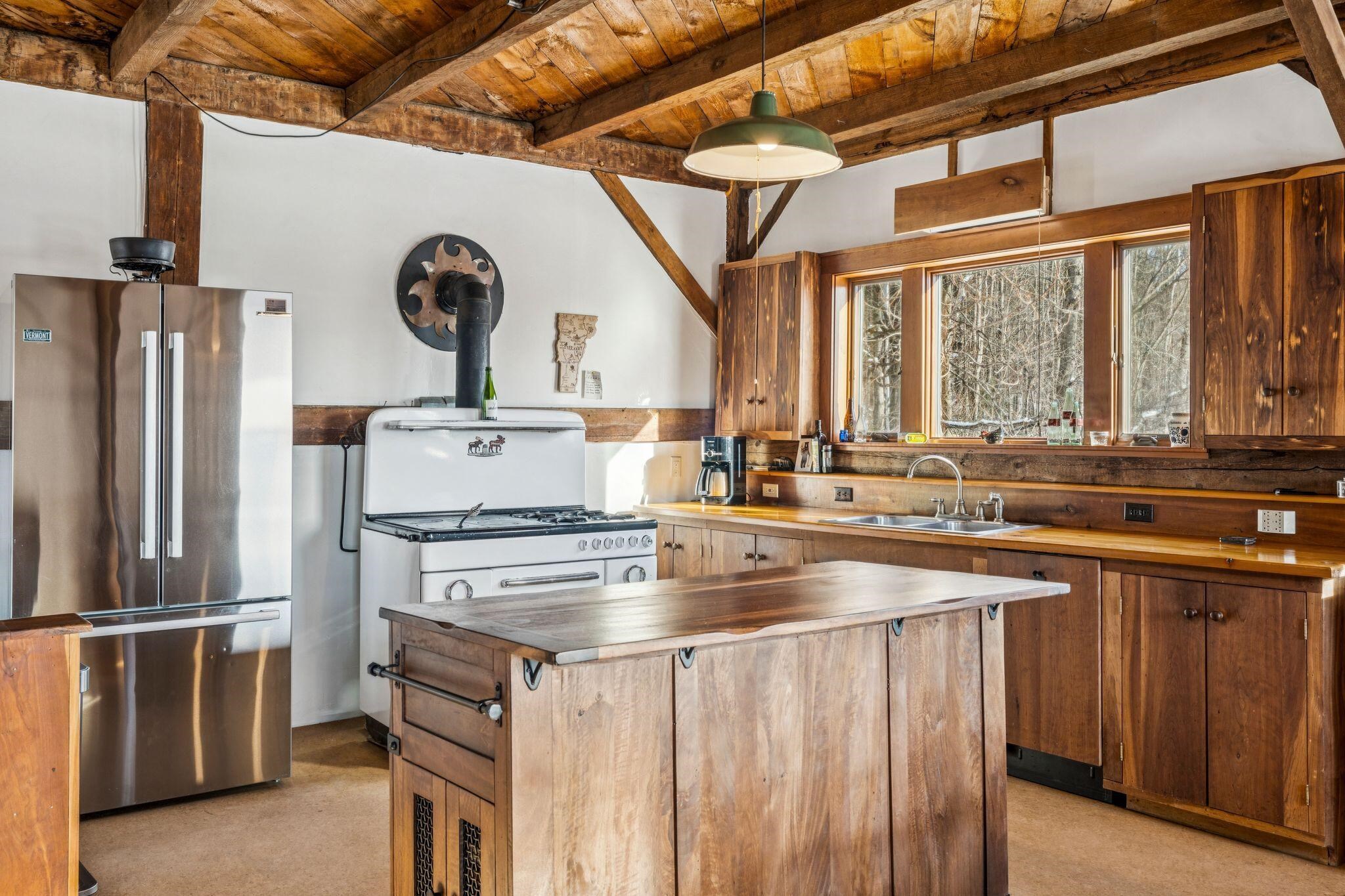 882 Mitchell Road Shrewsbury, VT 05738 - Photo 32 of 41