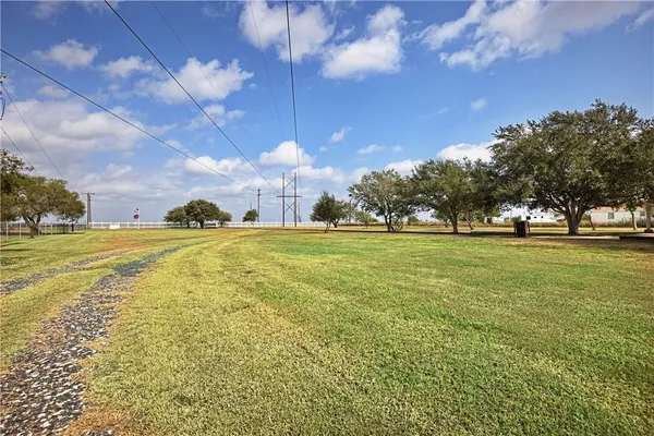 $1,200,000 | 13789 East FM 1944, Odem, TX 78370