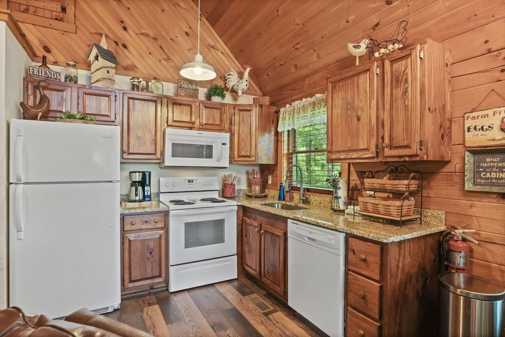 261 Cherokee Path Way Sevierville, TN 37876 - Photo 10 of 23 Gallery Image 10