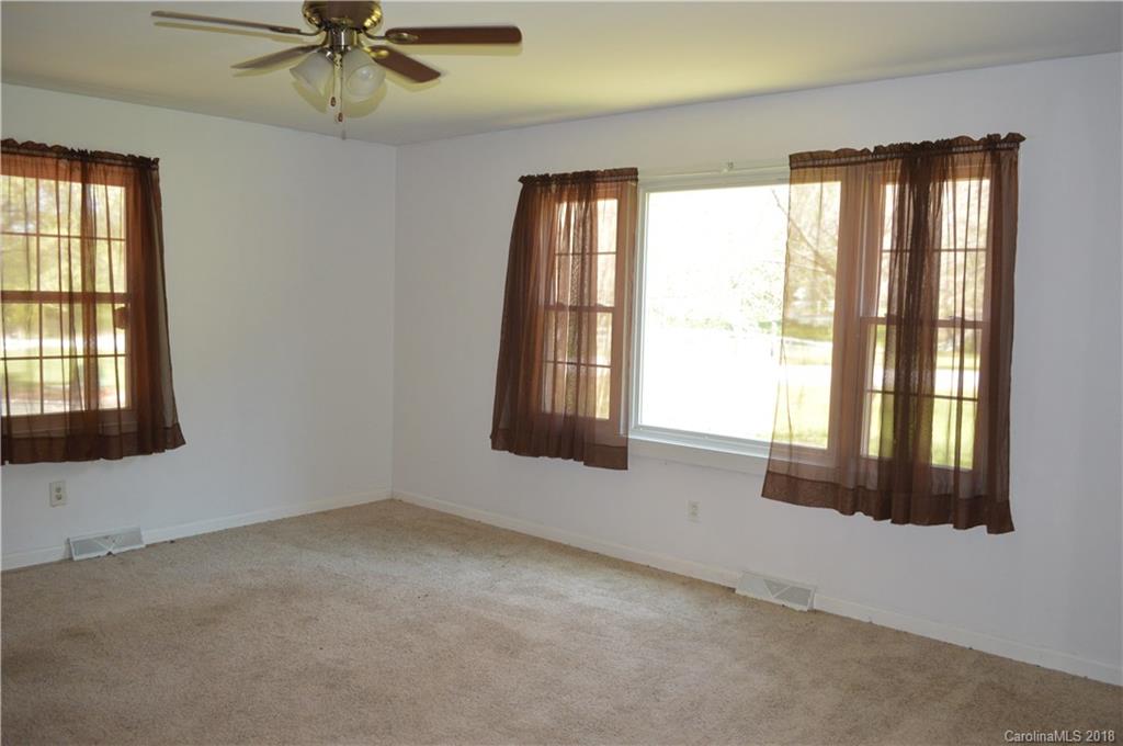 560 Arant Road China Grove, NC 28023 - Photo 5 of 36 Gallery Image 5