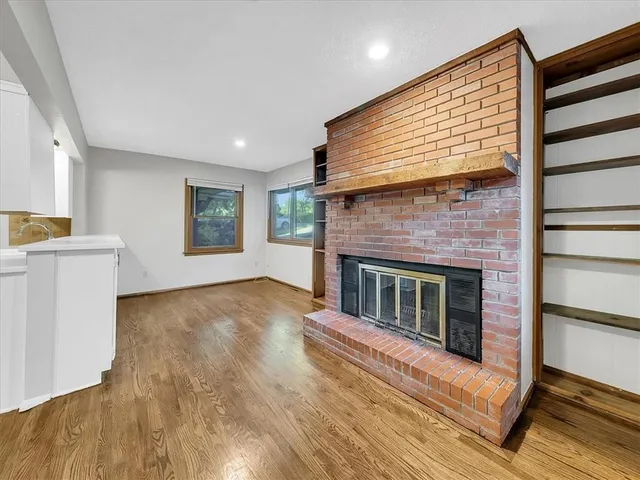 $279,000 | 8012 Northwest Cadwallader Road, Kansas City, MO 64152