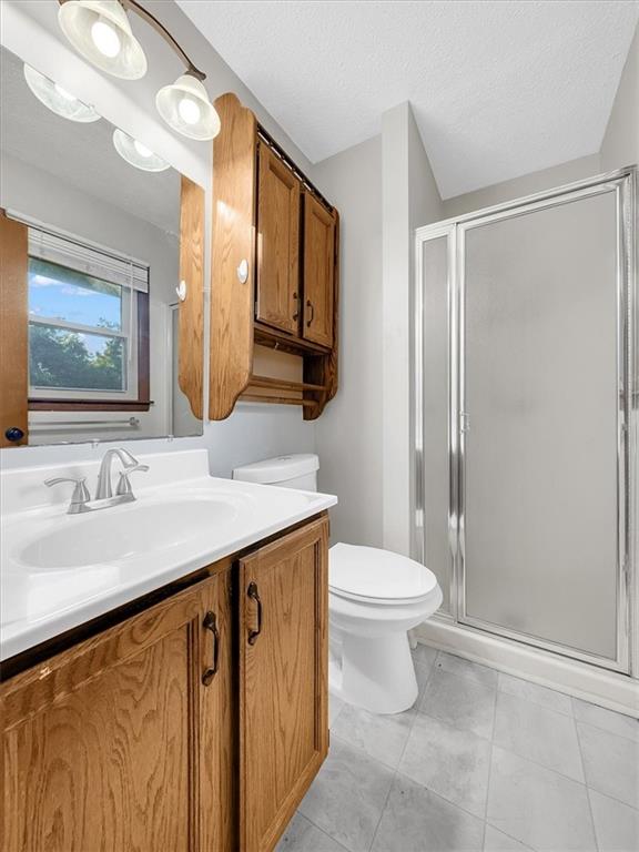 8012 Northwest Cadwallader Road Kansas City, MO 64152 - Photo 17 of 26