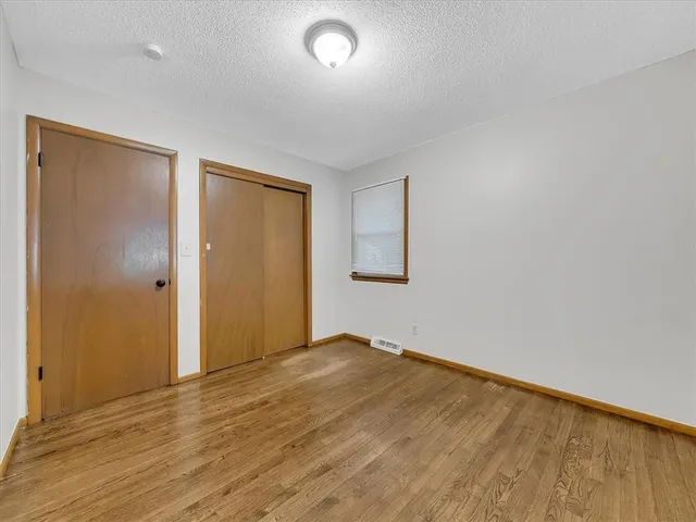 $279,000 | 8012 Northwest Cadwallader Road, Kansas City, MO 64152