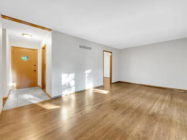 $279,000 | 8012 Northwest Cadwallader Road, Kansas City, MO 64152