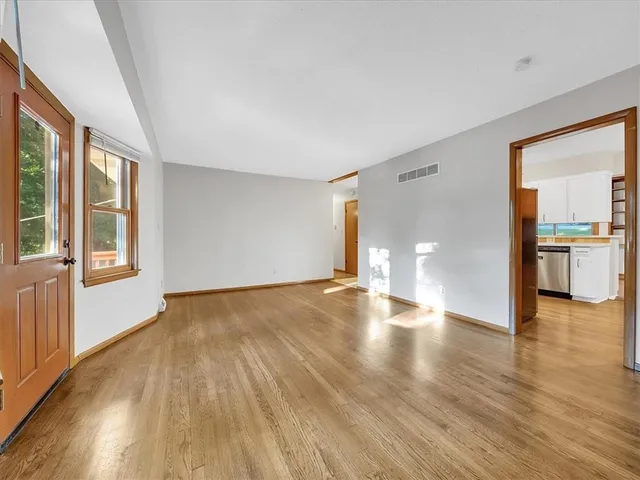 $279,000 | 8012 Northwest Cadwallader Road, Kansas City, MO 64152