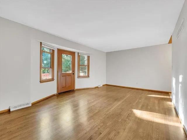 $279,000 | 8012 Northwest Cadwallader Road, Kansas City, MO 64152