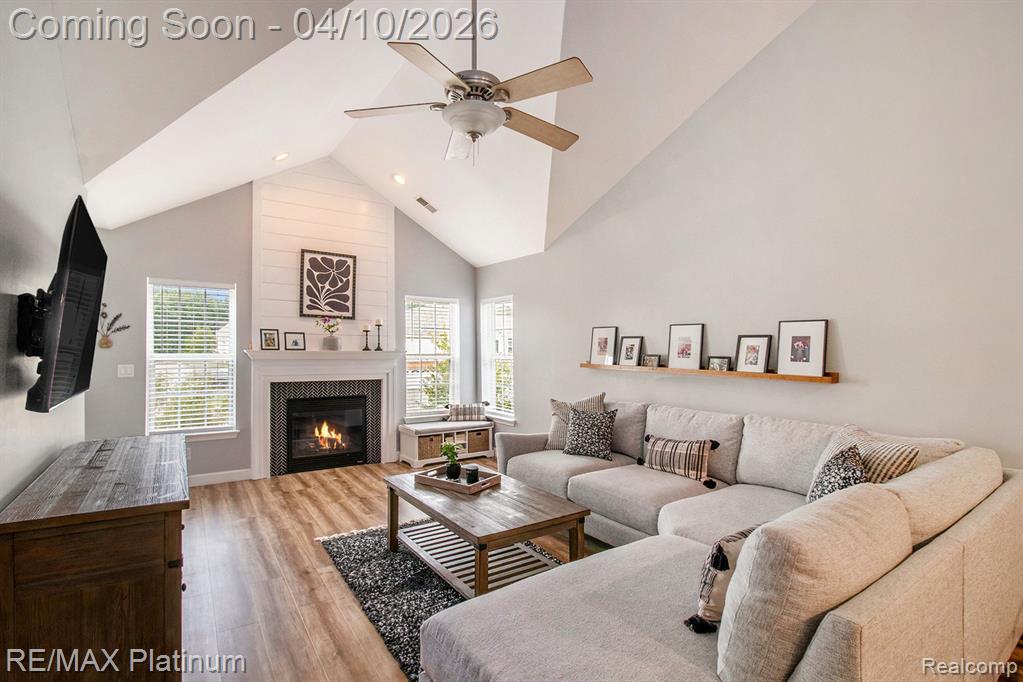 648 Olde English Circle Howell, MI 48855 - Photo 4 of 14