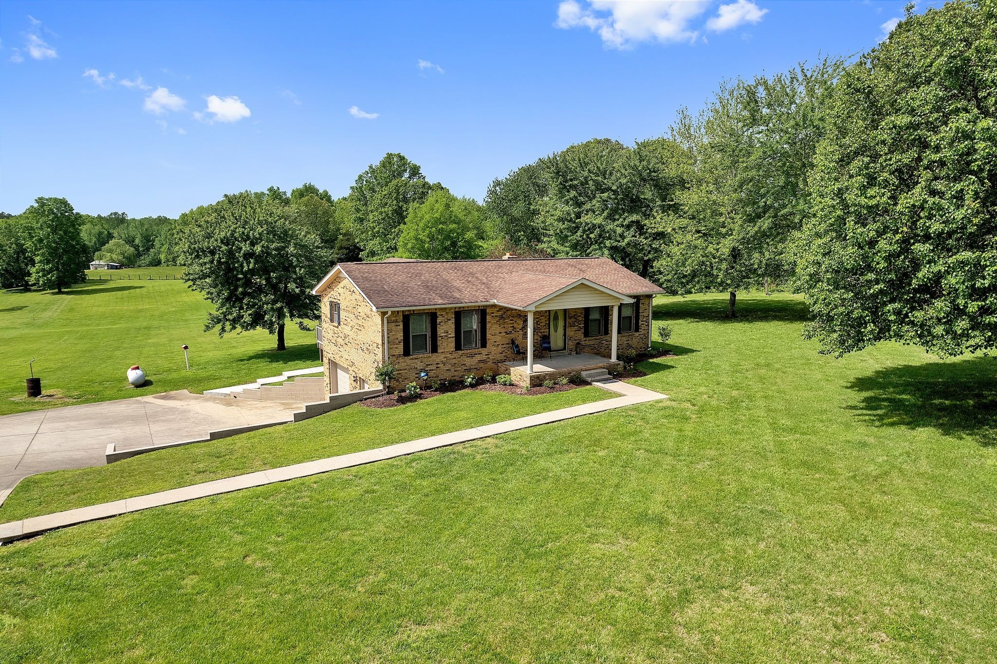 515 Old Stewart Road Tennessee Ridge, TN 37178 - Photo 35 of 47 Gallery Image 35