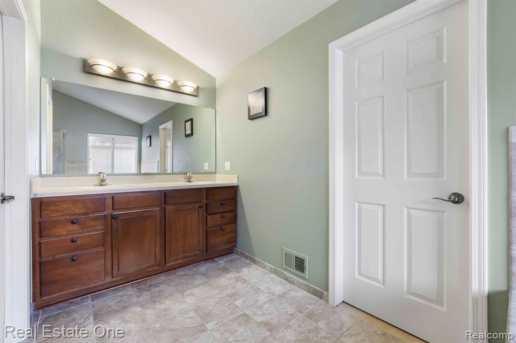 3446 Connors Drive Rochester Hills, MI 48307 - Photo 29 of 50