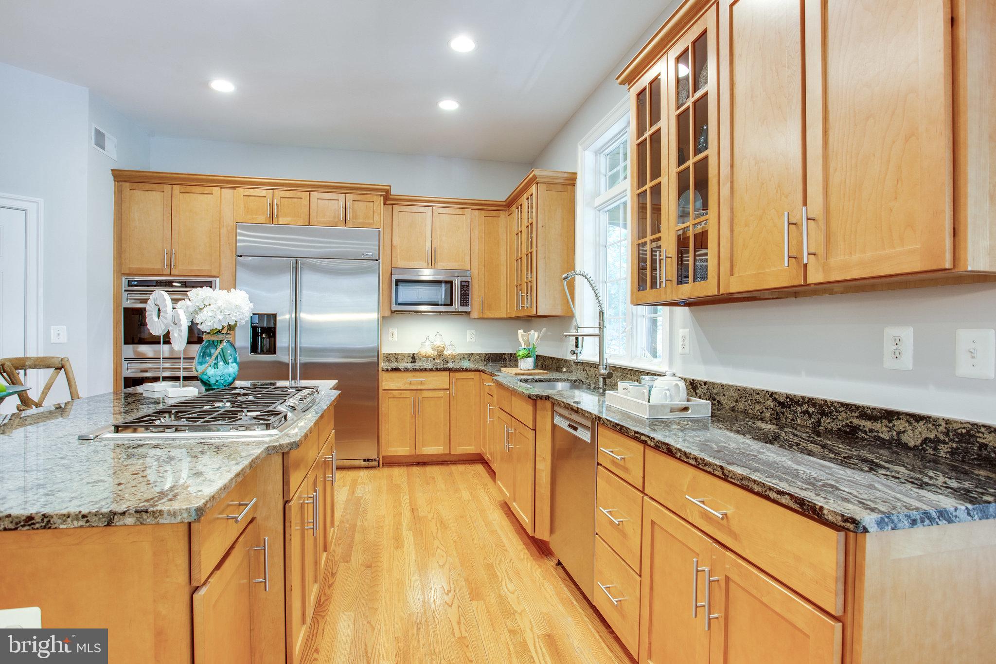 1439 Oakview Drive McLean, VA 22101 - Photo 18 of 48