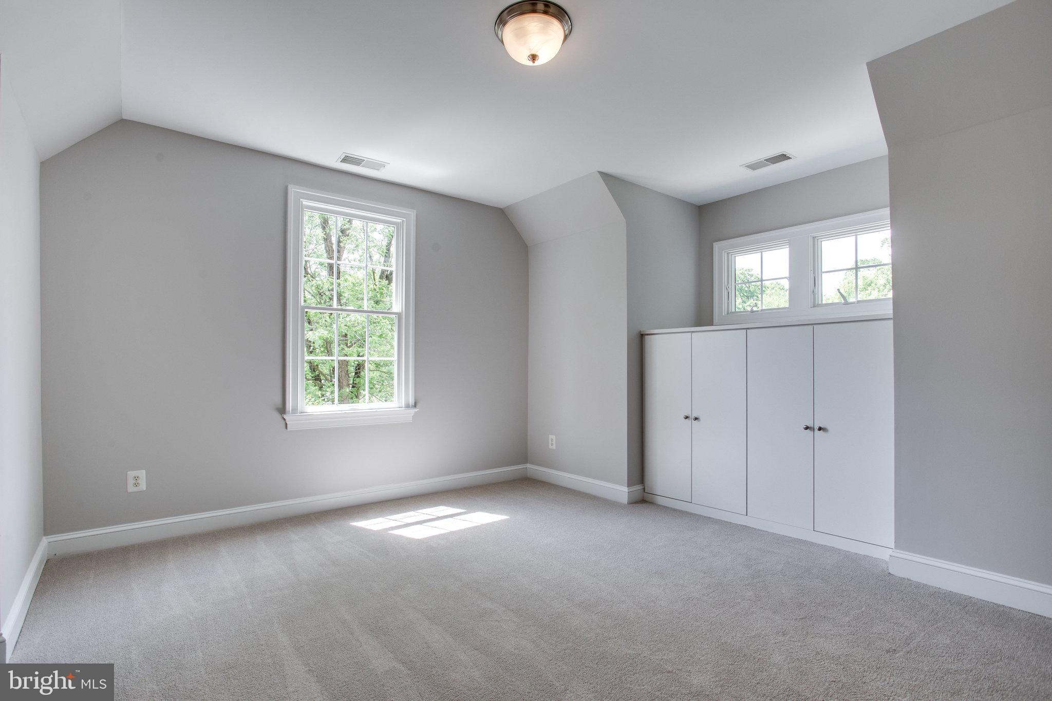 1439 Oakview Drive McLean, VA 22101 - Photo 39 of 48 Room off Primary Bedroom