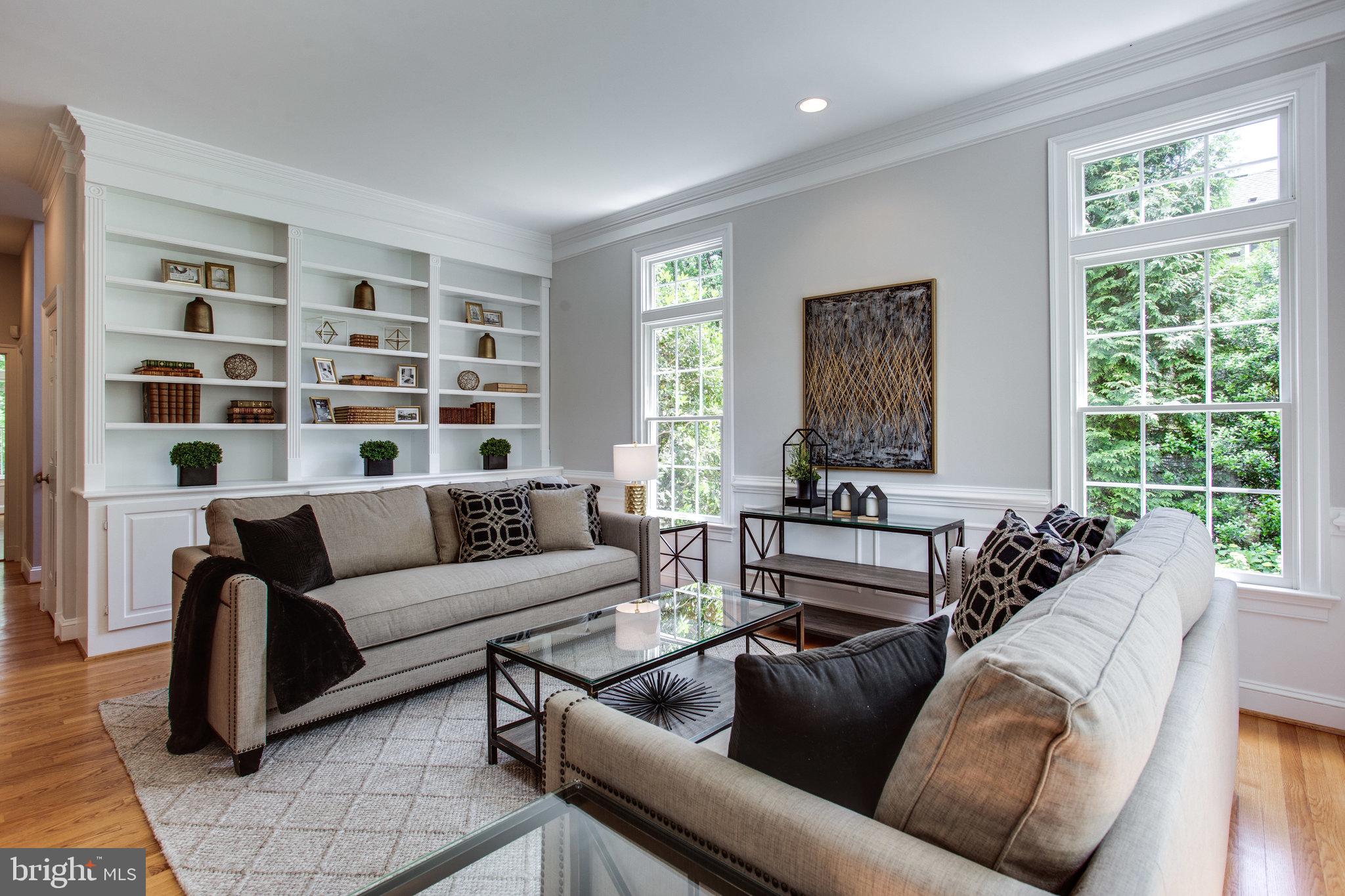 1439 Oakview Drive McLean, VA 22101 - Photo 5 of 48