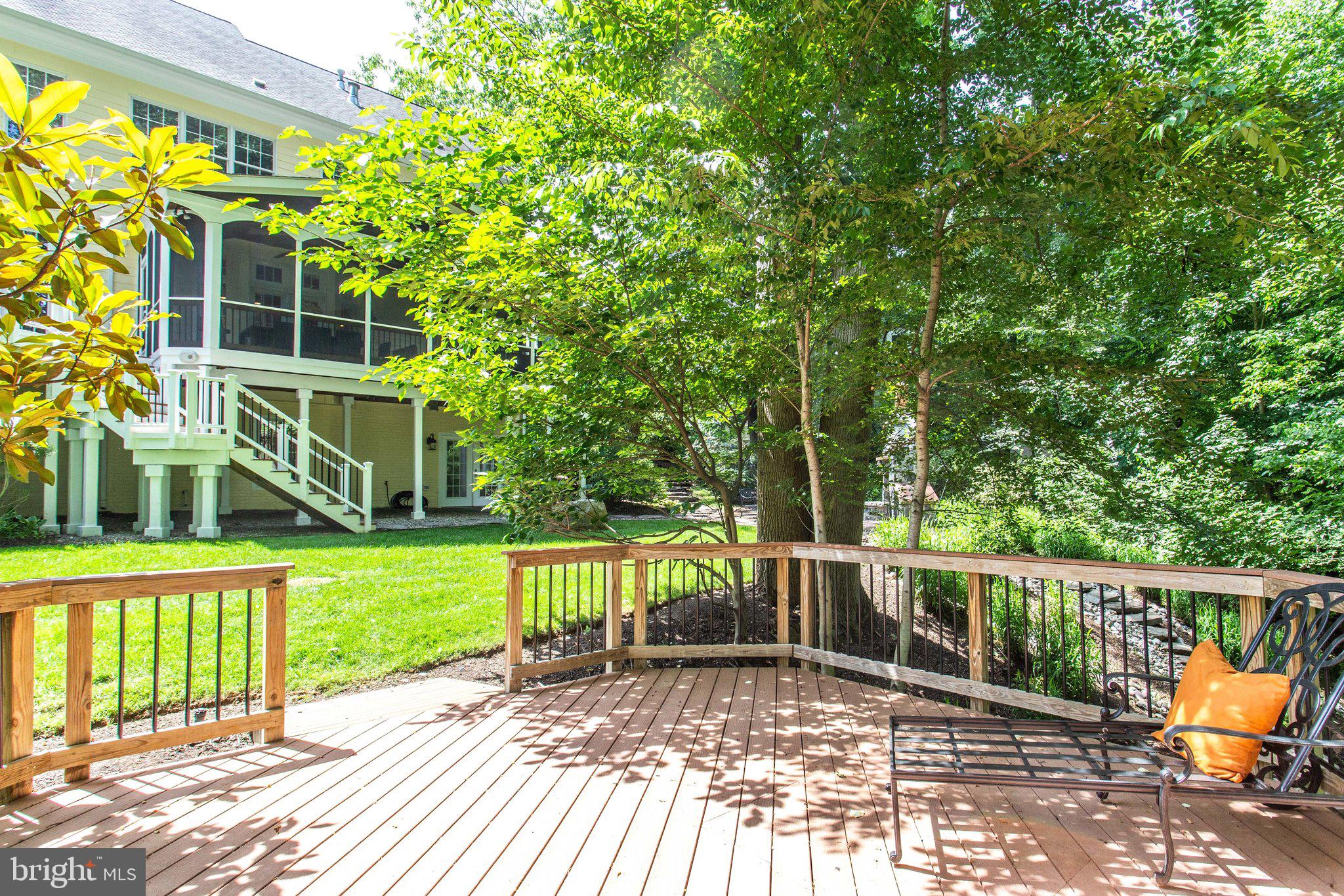 1439 Oakview Drive McLean, VA 22101 - Photo 46 of 48 Sundeck