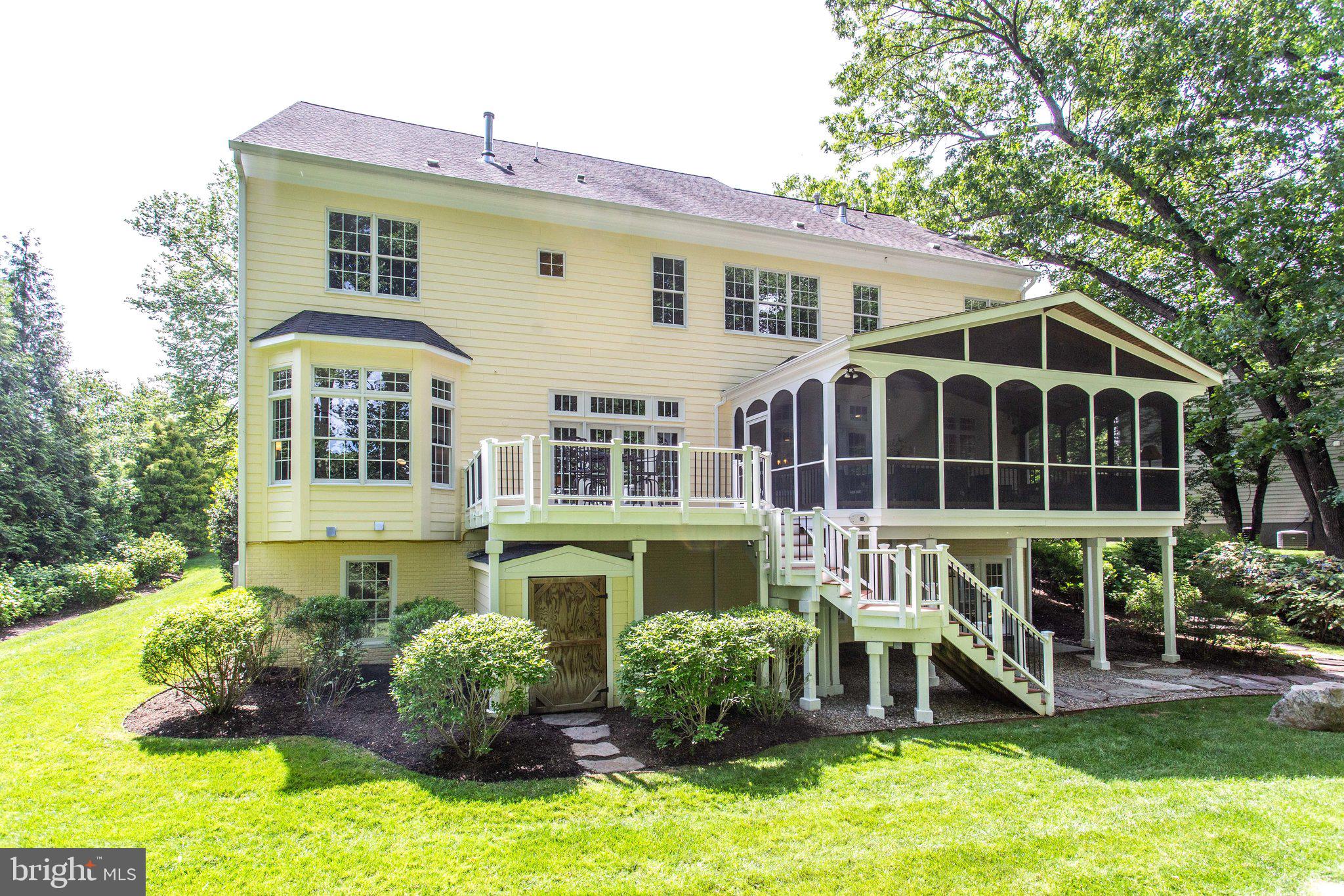 1439 Oakview Drive McLean, VA 22101 - Photo 47 of 48