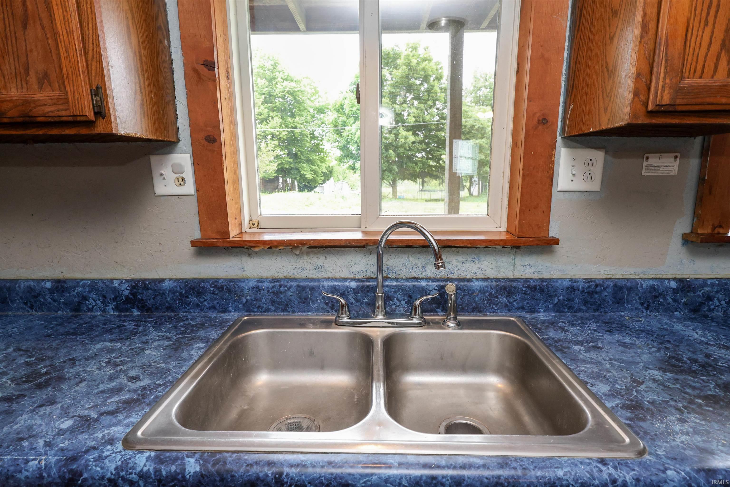 8595 East Metz Road Angola, IN 46703 - Photo 13 of 38