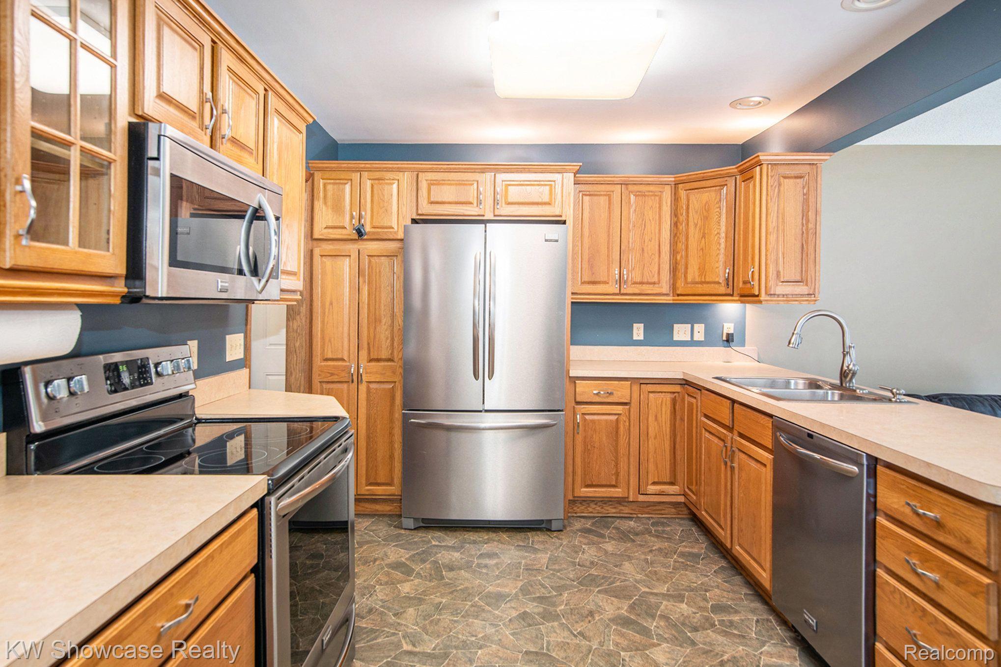 4045 Elms Road Swartz Creek, MI 48473 - Photo 23 of 27 Kitchen