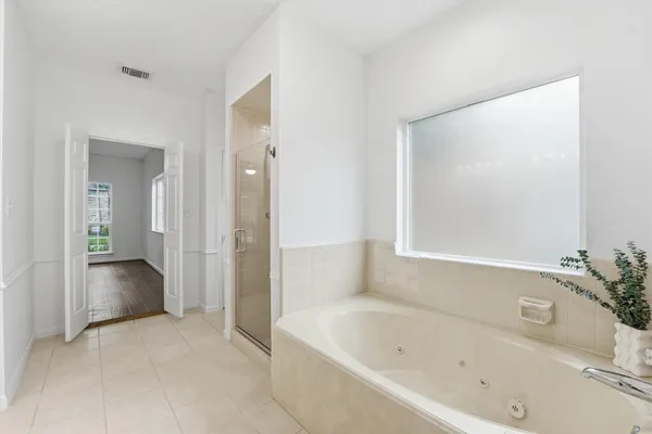 $740,000 | 29 Tanager Trail, The Woodlands, TX 77381