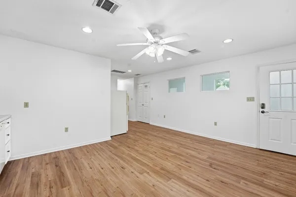 $740,000 | 29 Tanager Trail, The Woodlands, TX 77381