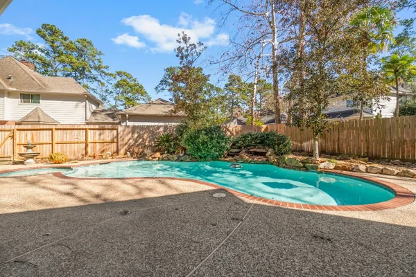 $740,000 | 29 Tanager Trail, The Woodlands, TX 77381