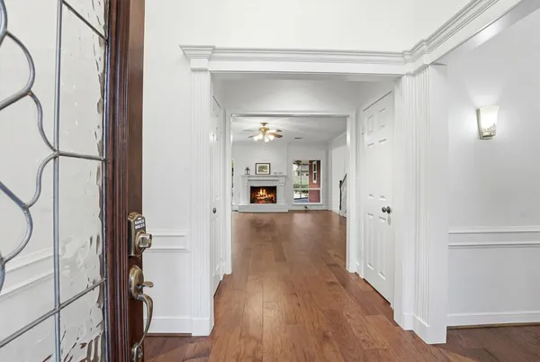 $740,000 | 29 Tanager Trail, The Woodlands, TX 77381