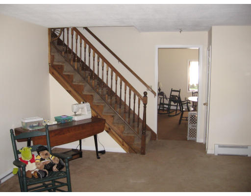 162 Huntington Road Russell, MA 01071 - Photo 6 of 19