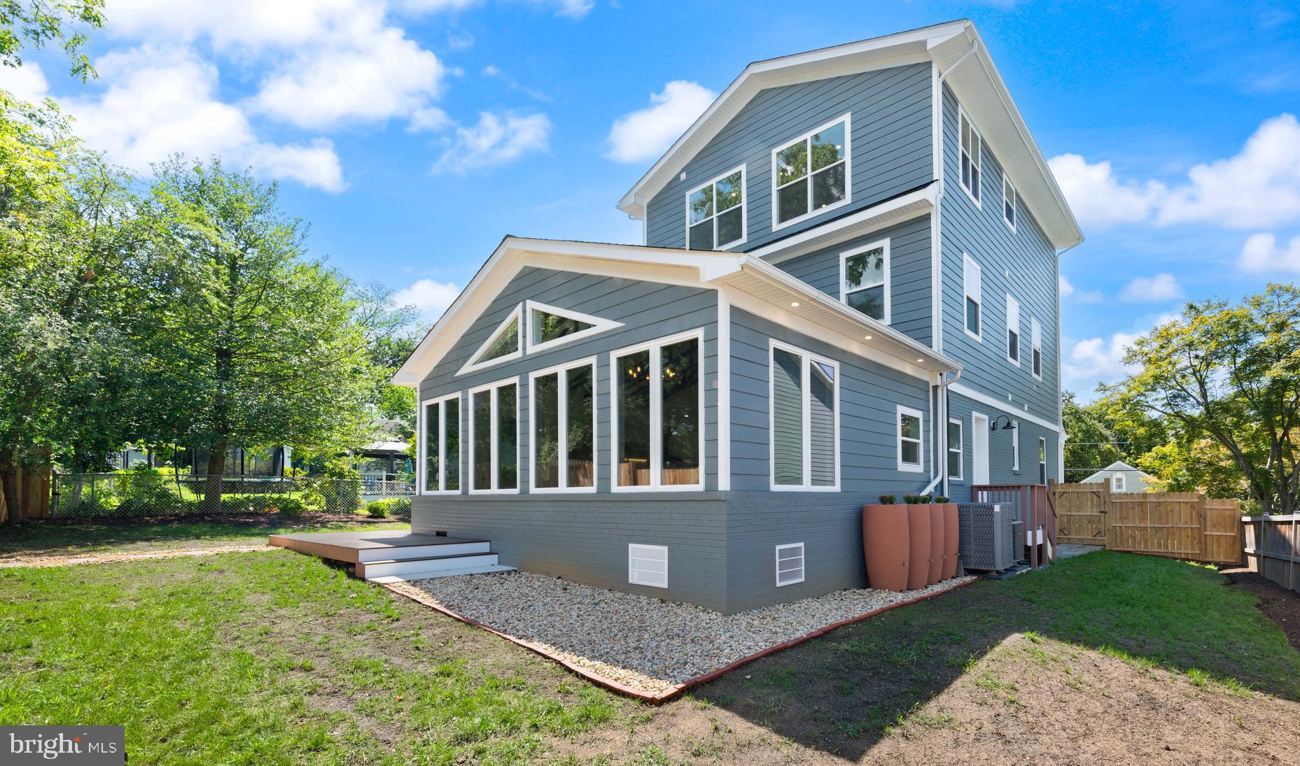 4911 Bayard Boulevard Bethesda, MD 20816 - Photo 47 of 49