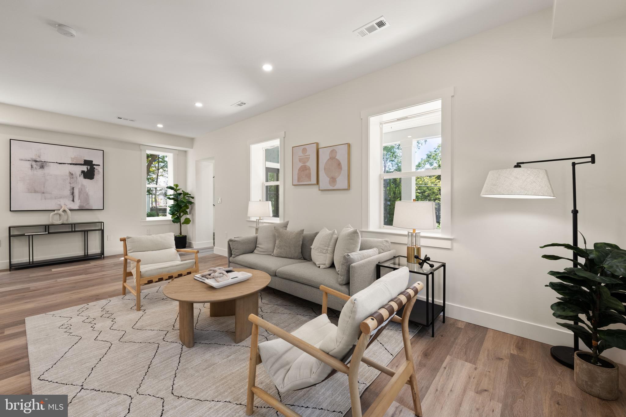 4911 Bayard Boulevard Bethesda, MD 20816 - Photo 8 of 49