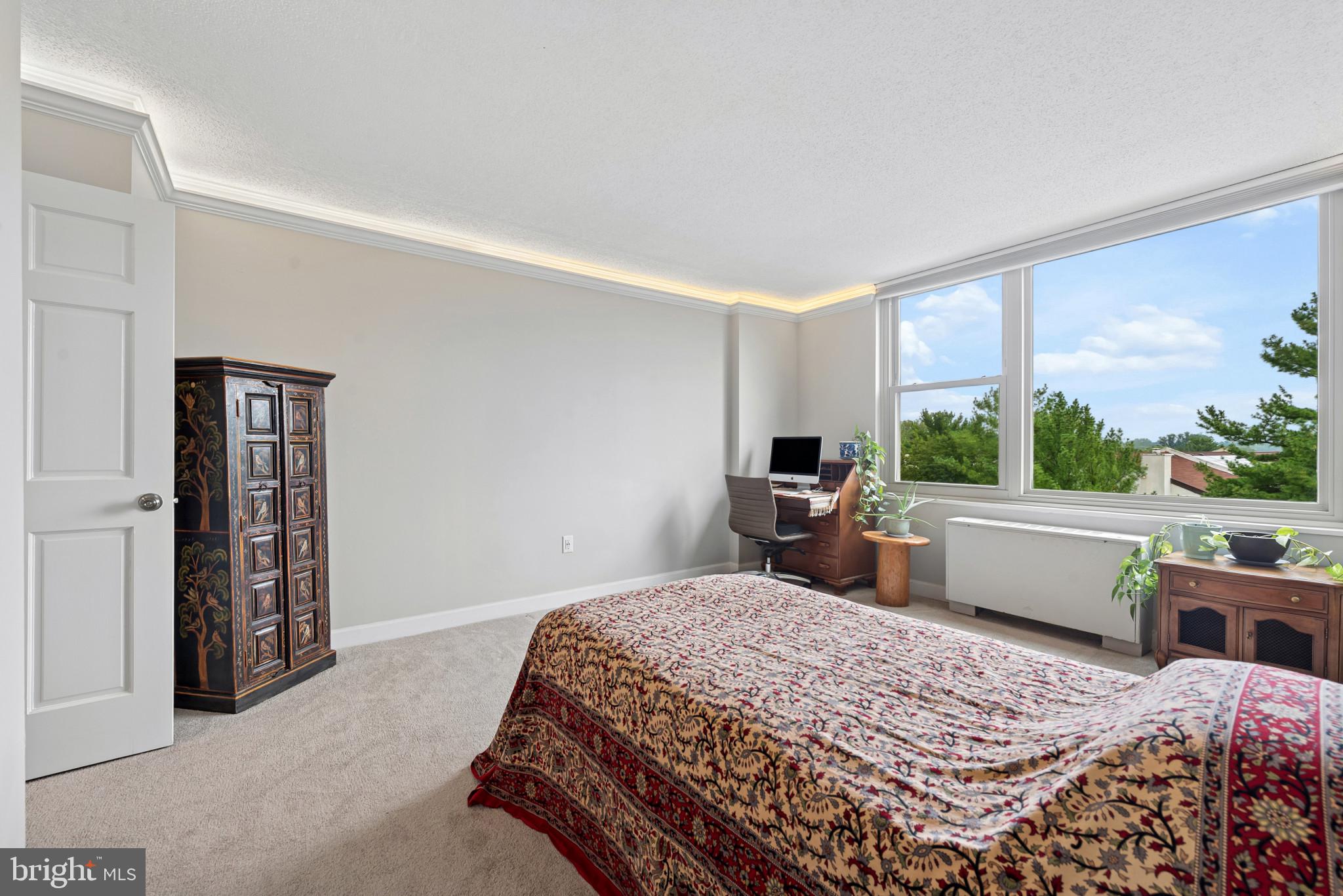 4401 Roland Avenue, Unit 415 Baltimore, MD 21210 - Photo 20 of 30 Light Filled 2nd Bedroom