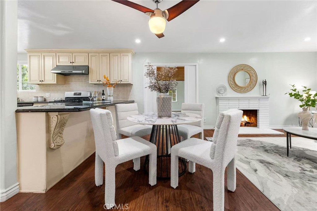 511 Dalesford Drive La Puente, CA 91744 - Photo 9 of 37 a view of kitchen with cabinets table and chairs