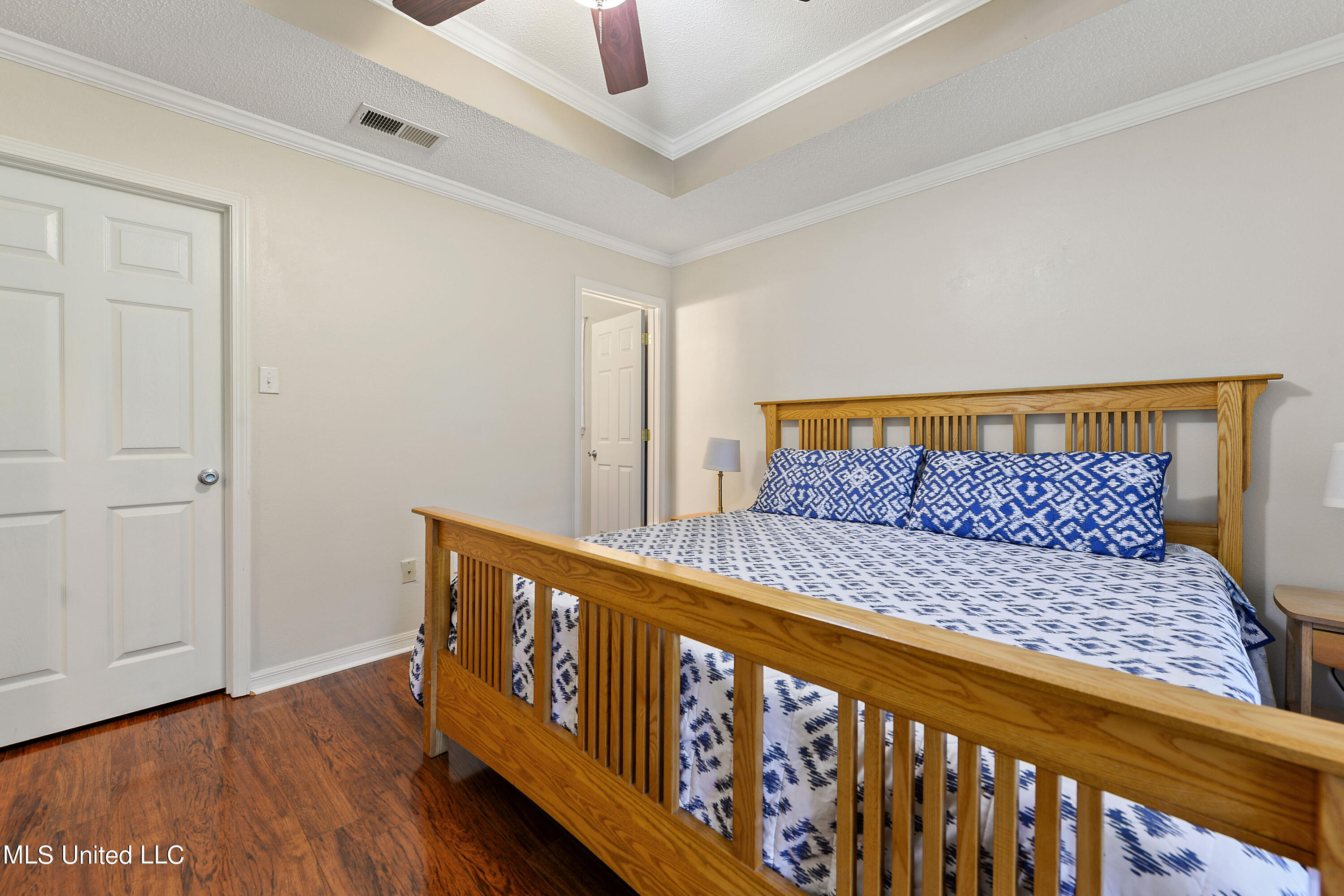 6205 Ridge Road Ocean Springs, MS 39564 - Photo 13 of 23 Master Bedroom
