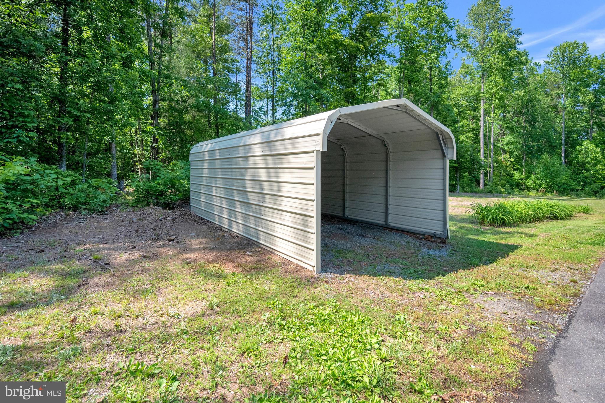 28229 Beech Drive Rhoadesville, VA 22542 - Photo 53 of 62 a view of backyard with green space