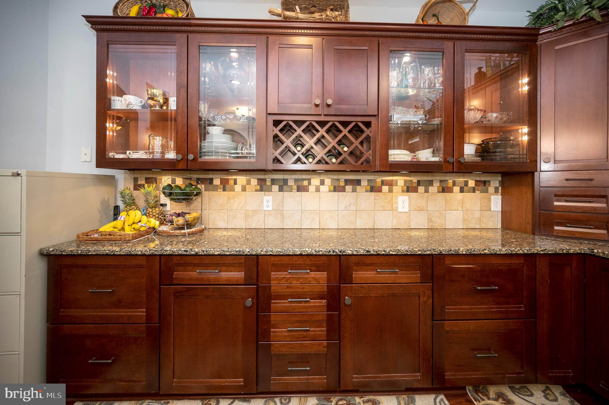 28229 Beech Drive Rhoadesville, VA 22542 - Photo 9 of 62 a bathroom with a sink and a mirror