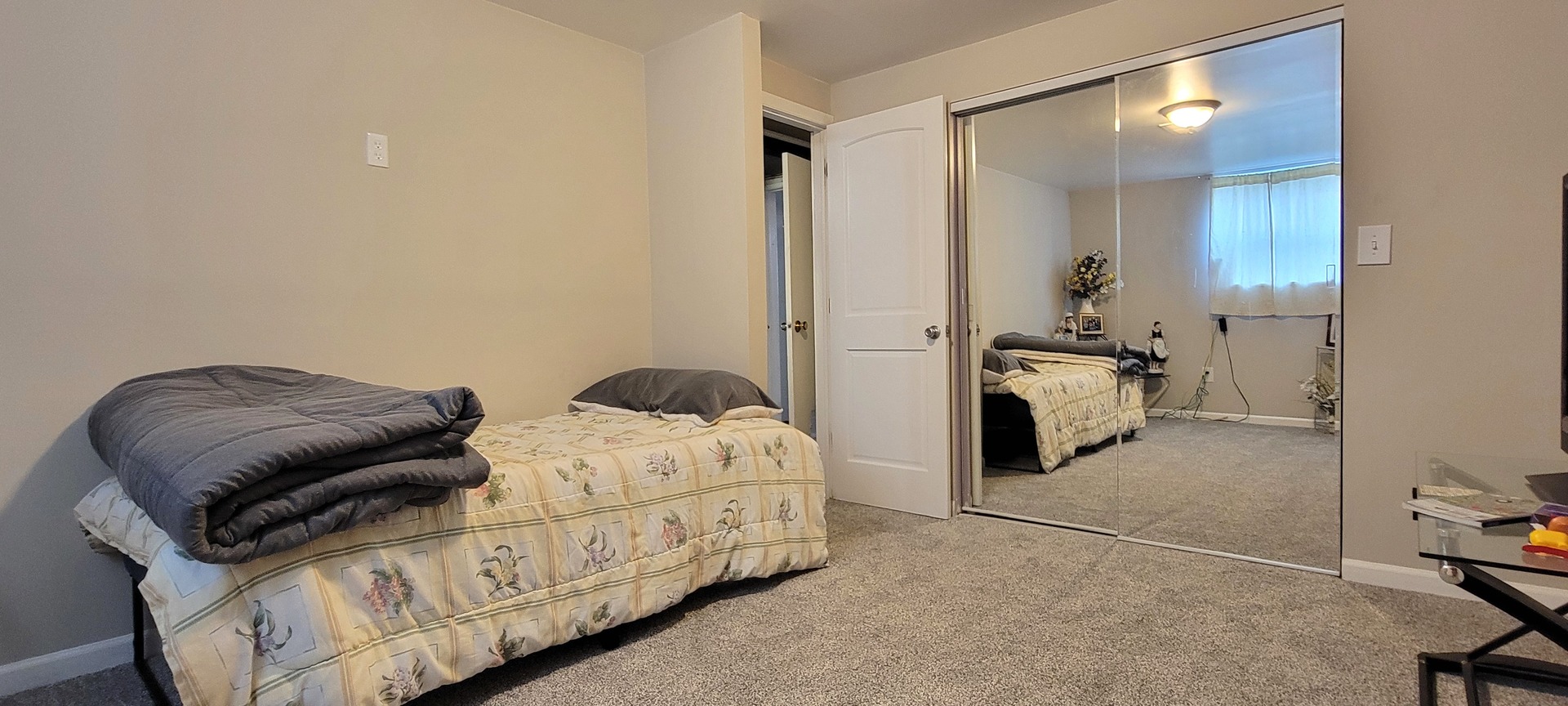 210 Ridge Circle Streamwood, IL 60107 - Photo 15 of 15 Gallery Image 15