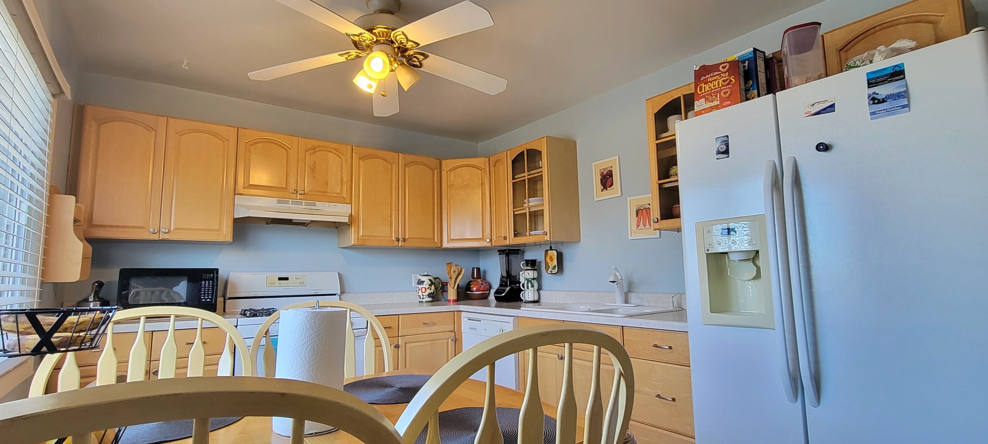 210 Ridge Circle Streamwood, IL 60107 - Photo 8 of 15 Gallery Image 8