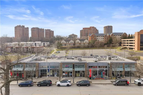 $187,500 | 4942 Walnut Street, Unit 2 SOUTH, Kansas City, MO 64112